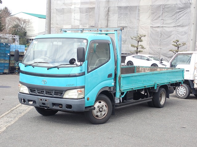 TOYOTA Dyna Truck