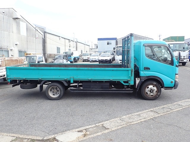 TOYOTA Dyna Truck