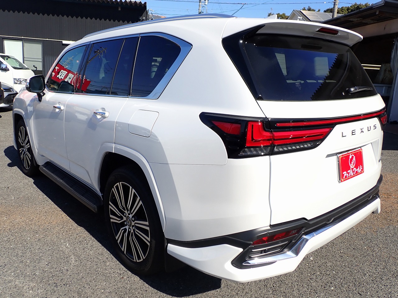 LEXUS LX