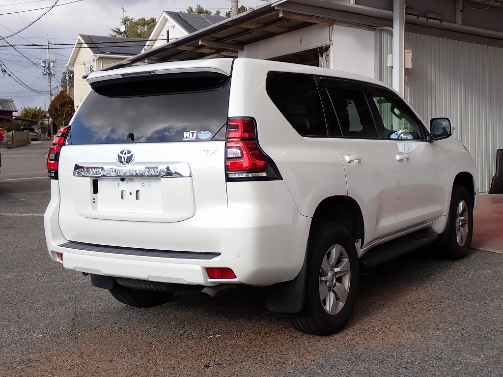 TOYOTA Land Cruiser Prado