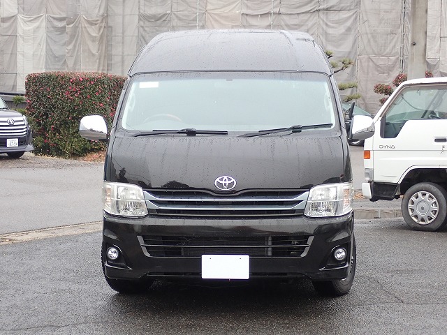 TOYOTA Hiace Wagon