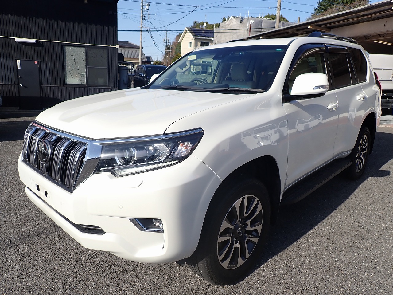 TOYOTA Land Cruiser Prado