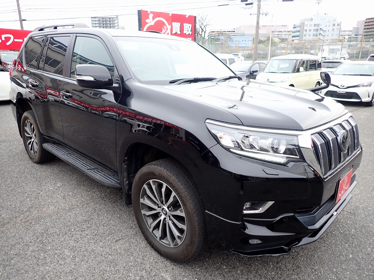 TOYOTA Land Cruiser Prado