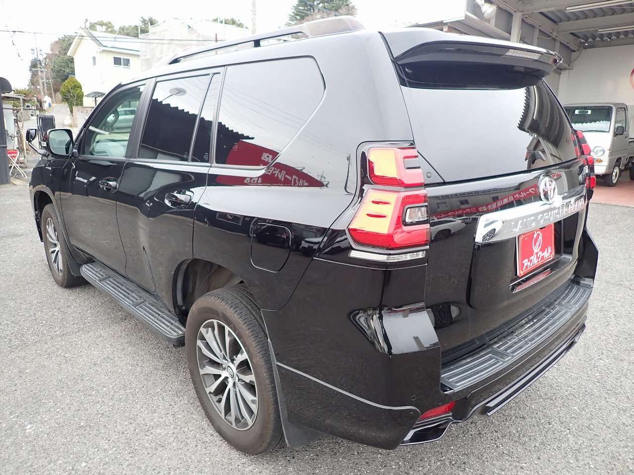 TOYOTA Land Cruiser Prado