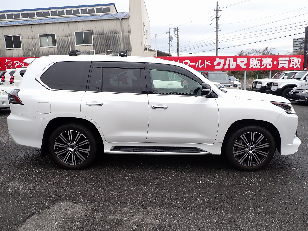 LEXUS LX 570