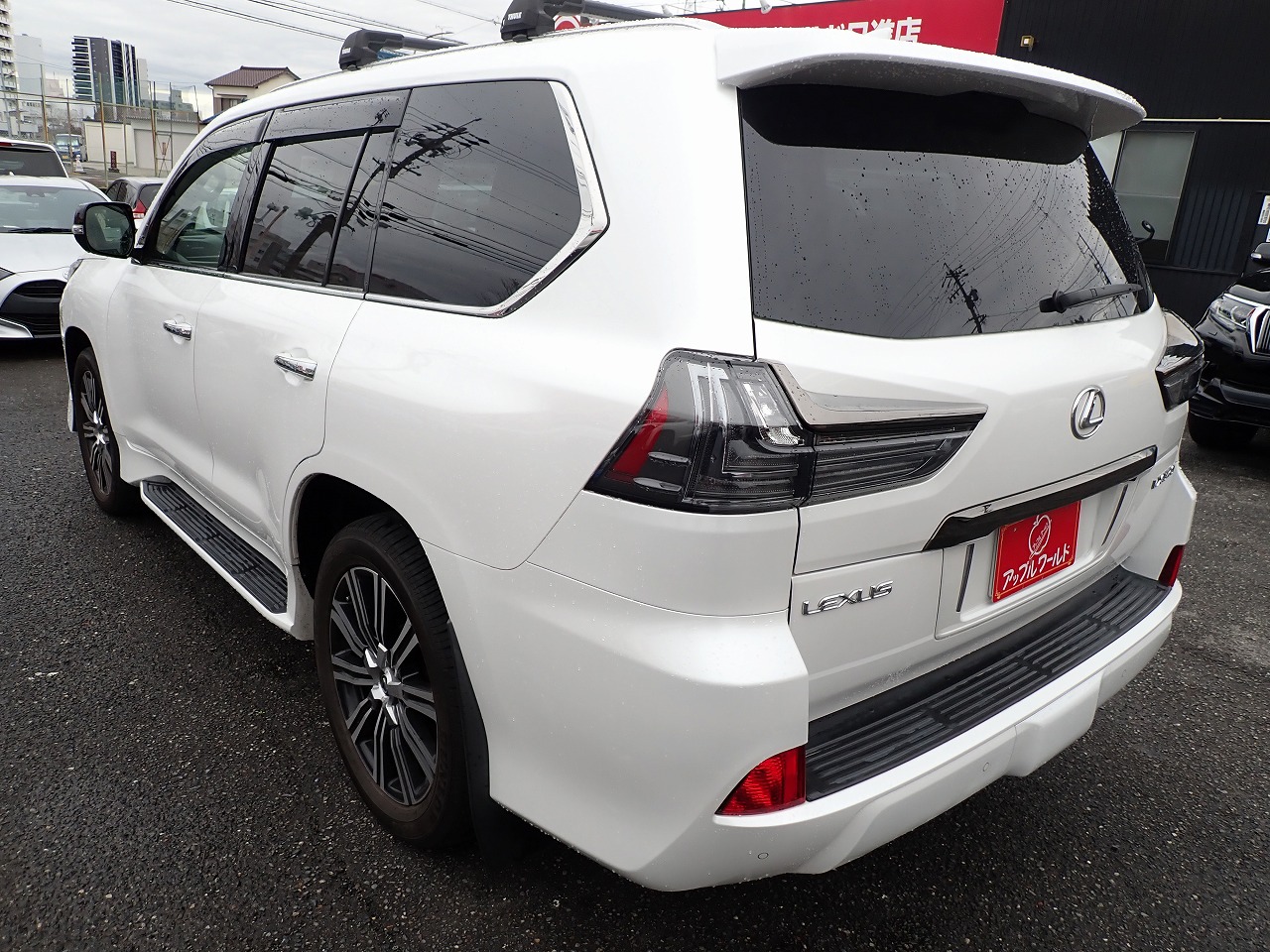 LEXUS LX 570