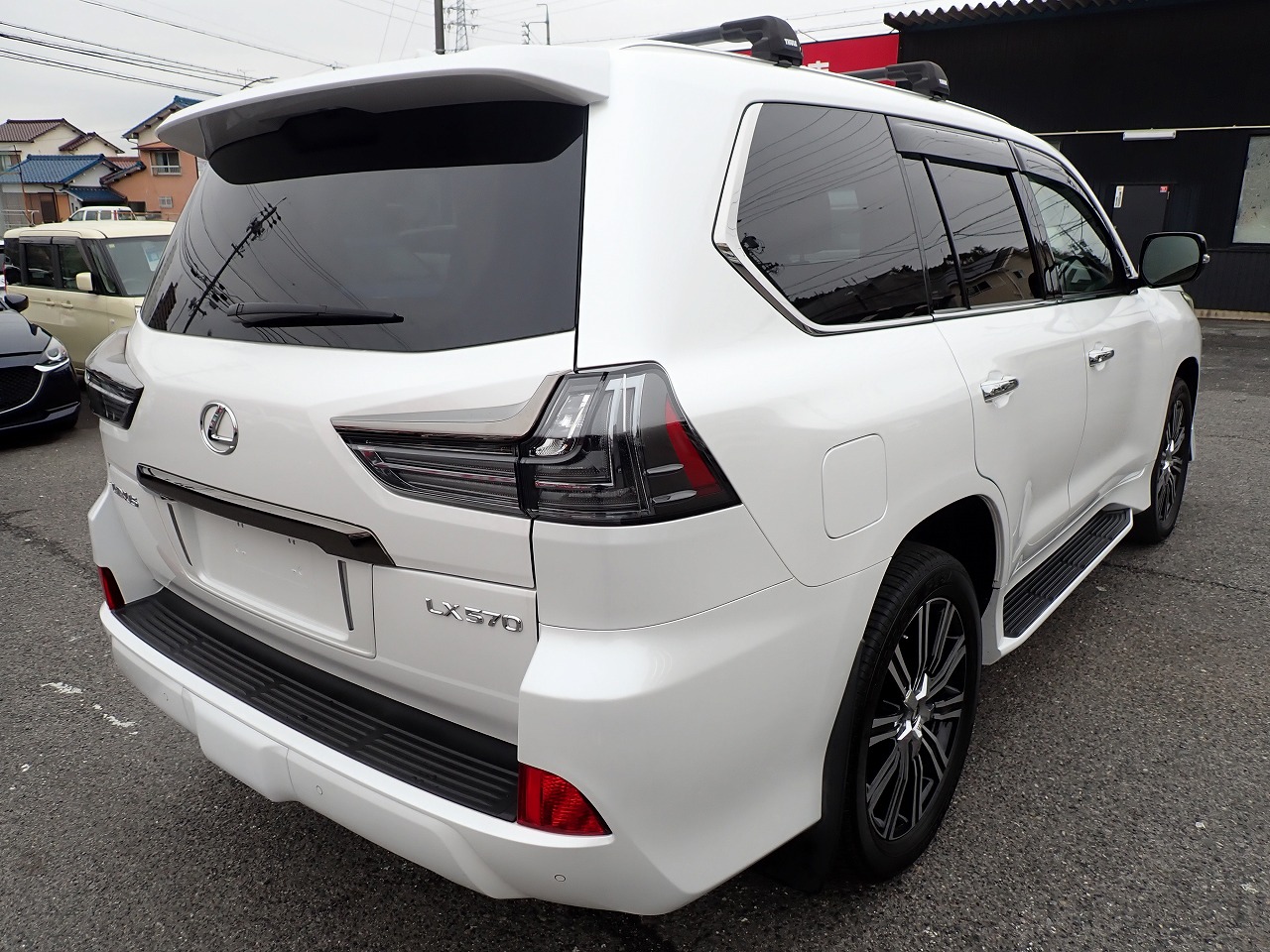 LEXUS LX 570