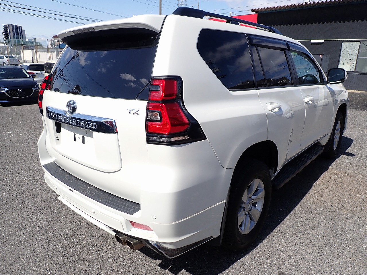 TOYOTA Land Cruiser Prado