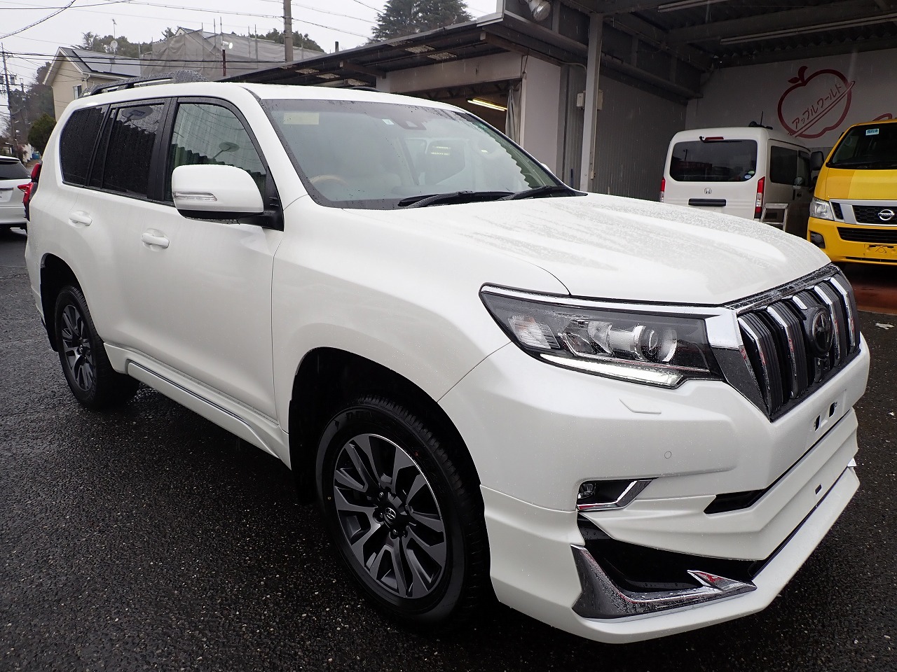 TOYOTA Land Cruiser Prado