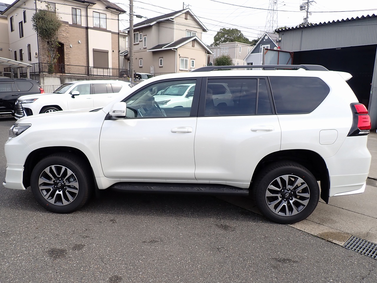 TOYOTA Land Cruiser Prado