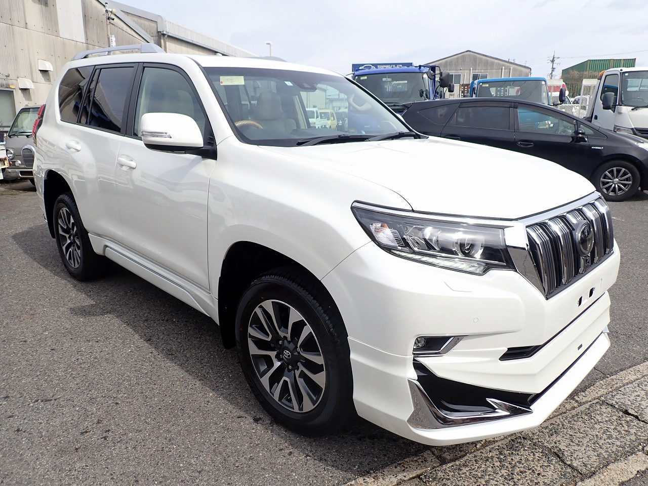 TOYOTA Land Cruiser Prado